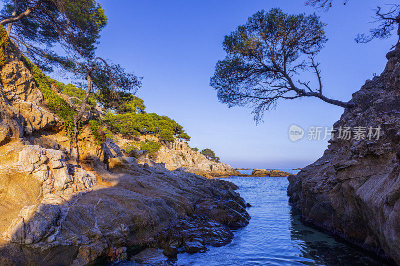 Platja D'Aro日落景观在11月Cala Sa Cova